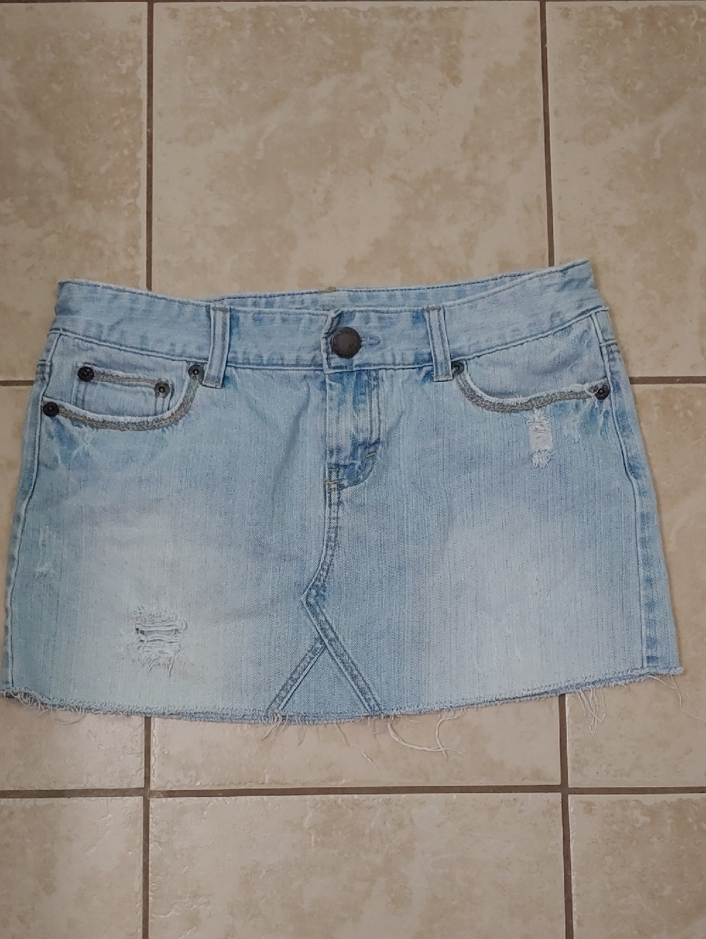 Vintage Y2K American Eagle Denim Mini Skirt Raw Hem Distressed Women's Size 31